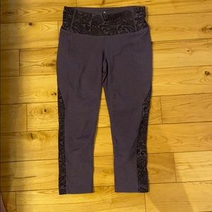 Athleta crop leggings purple paisley